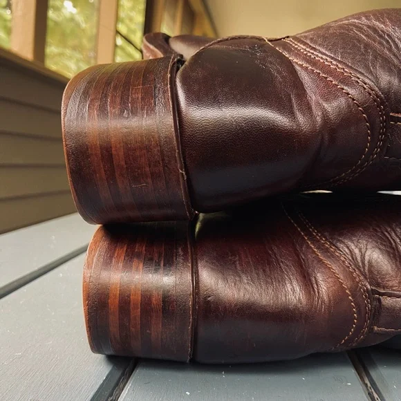 Frye Campus Shorties in Chestnut EUC - Picture 7 of 15